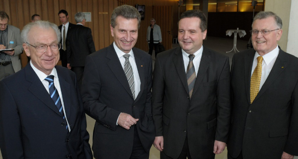 Die Ministerpräsidenten Lothar Späth, Günther H. Oettinger, Stefan Mappus und Erwin Teufel (v.l.n.r.) im Jahr 2010, Foto: LMZ BW, 703529